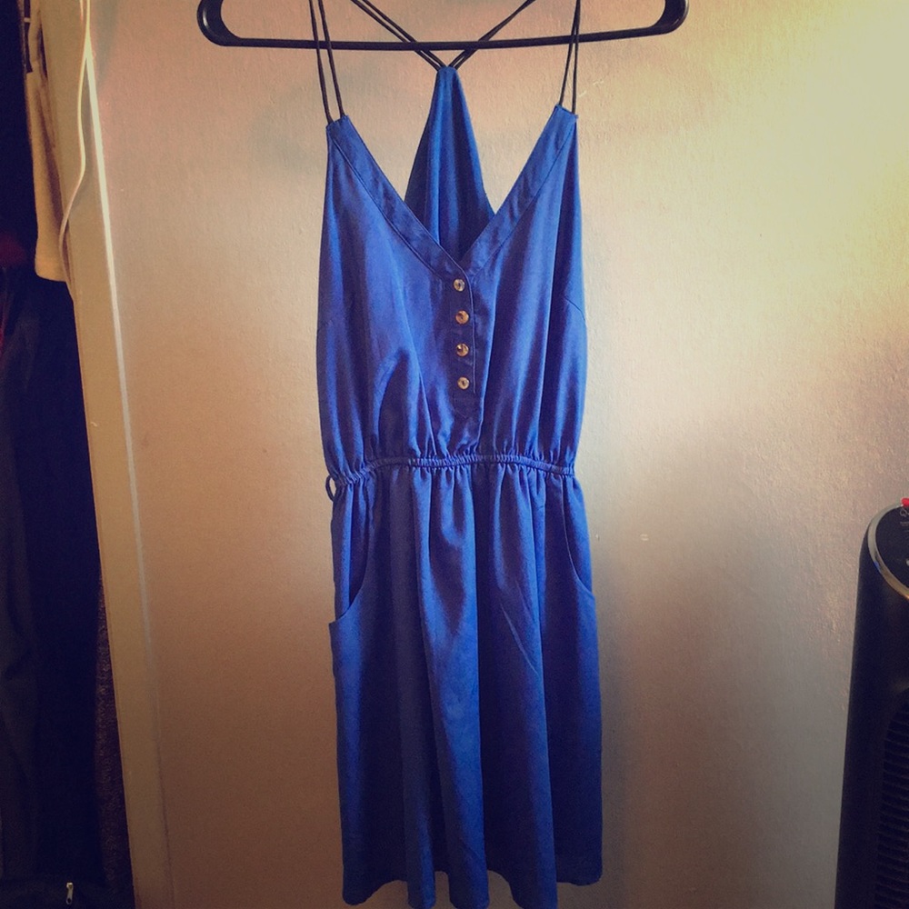 Blue dress with pockets